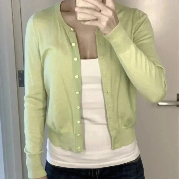 Banana Republic Cardigan sweater, Pastel Green, womens size Medium - Picture 1 of 12